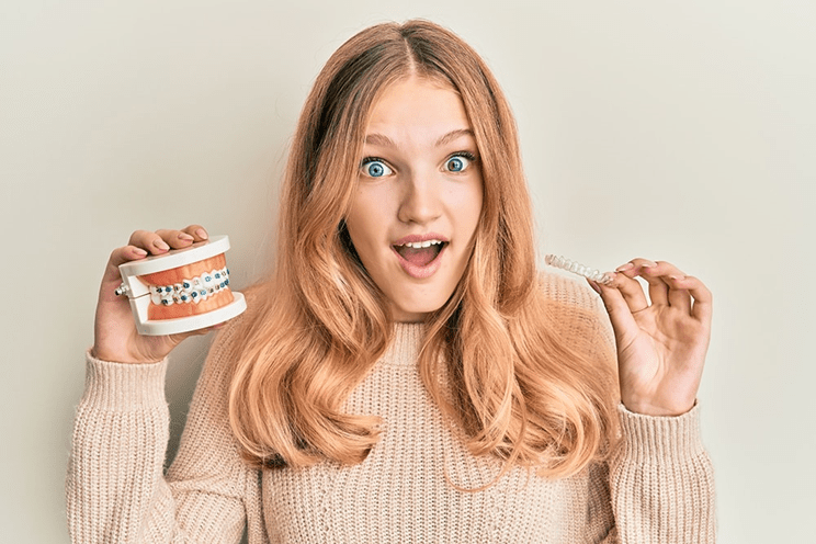 Osynlig tandställning med Invisalign för vuxna